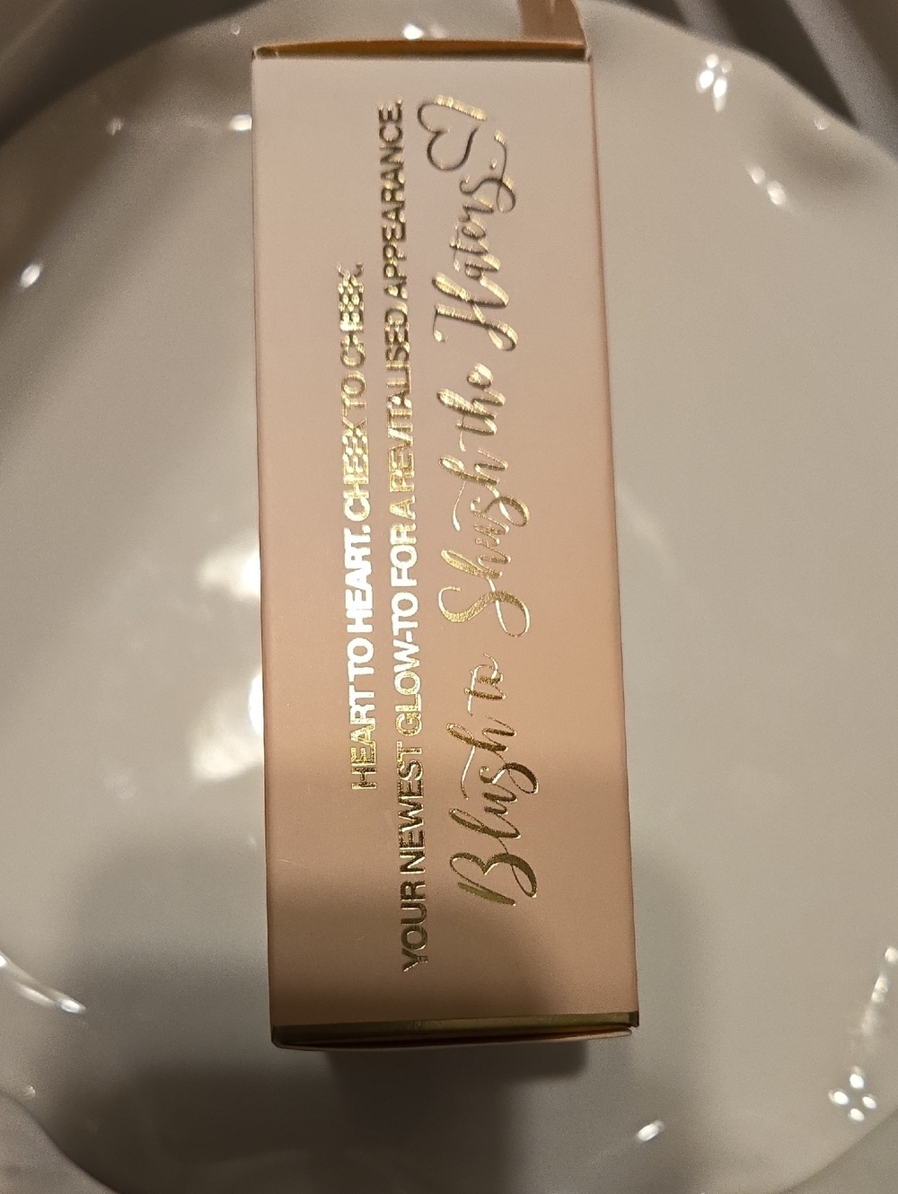 P.Louise The Cheek Of It Liquid Shimmer Blush - Bubblegum Beam - Picture 5 of 6